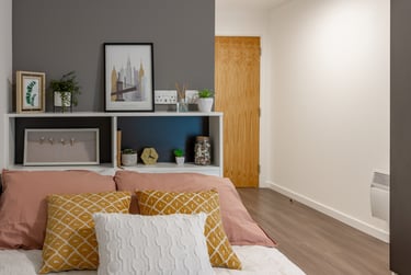 Premium En Suite - Image 2
